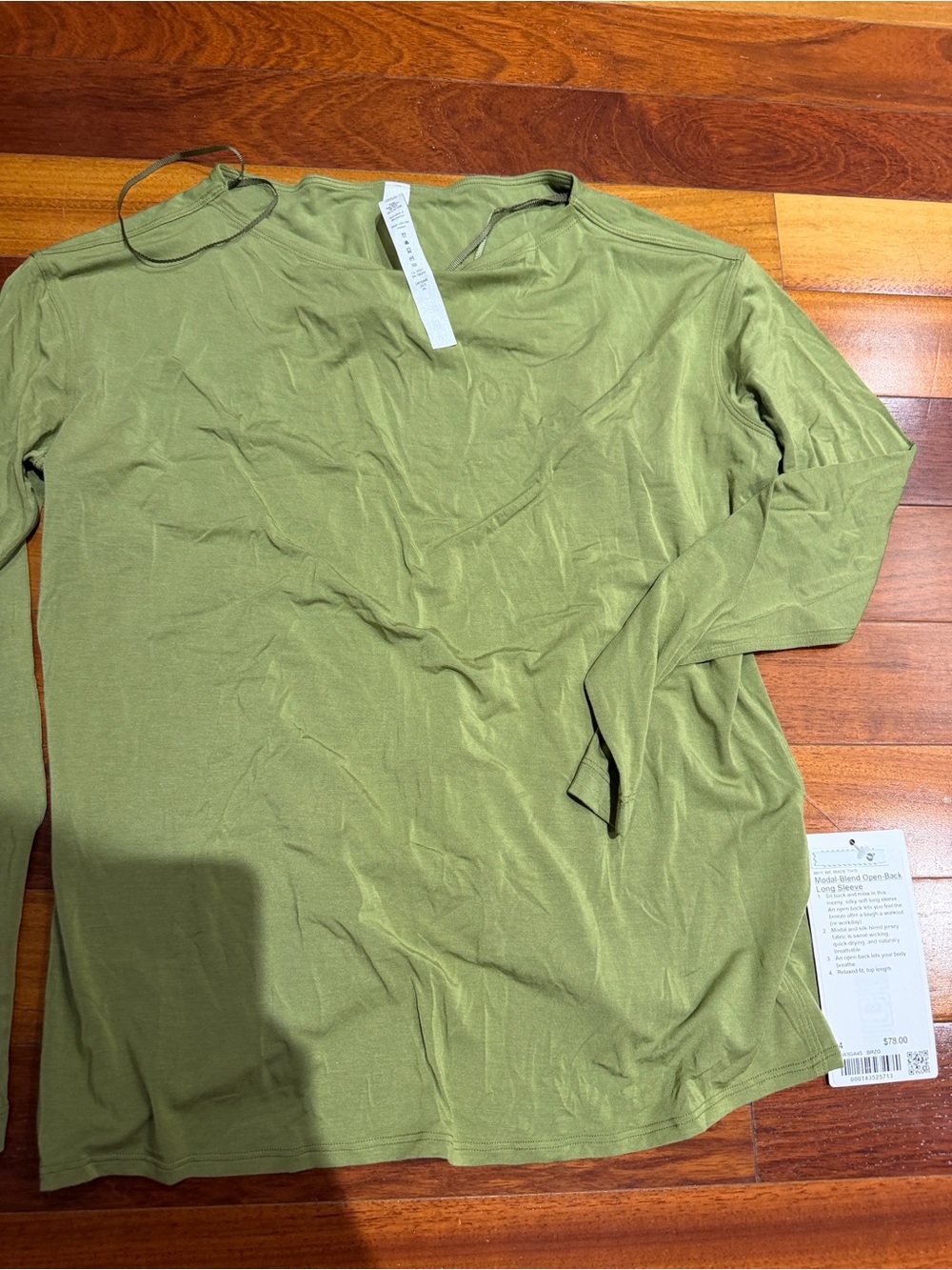 Lululemon Lightweight Olive Green Long +beige Sleeve Top